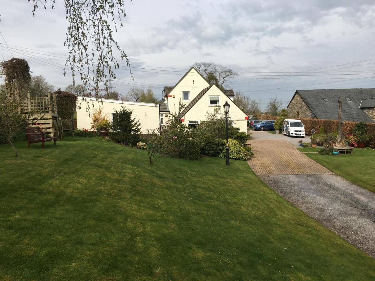 Llanwenarth Cottage A Beautiful Place To Just Be. Abergavenny Buitenkant foto